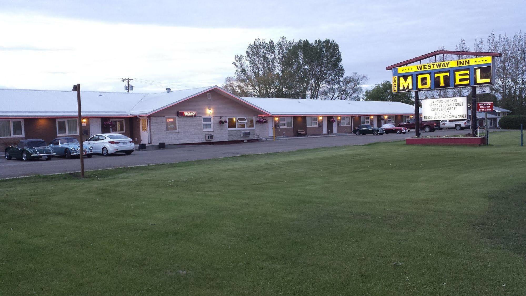 Westway Inn Motel Neepawa Luaran gambar