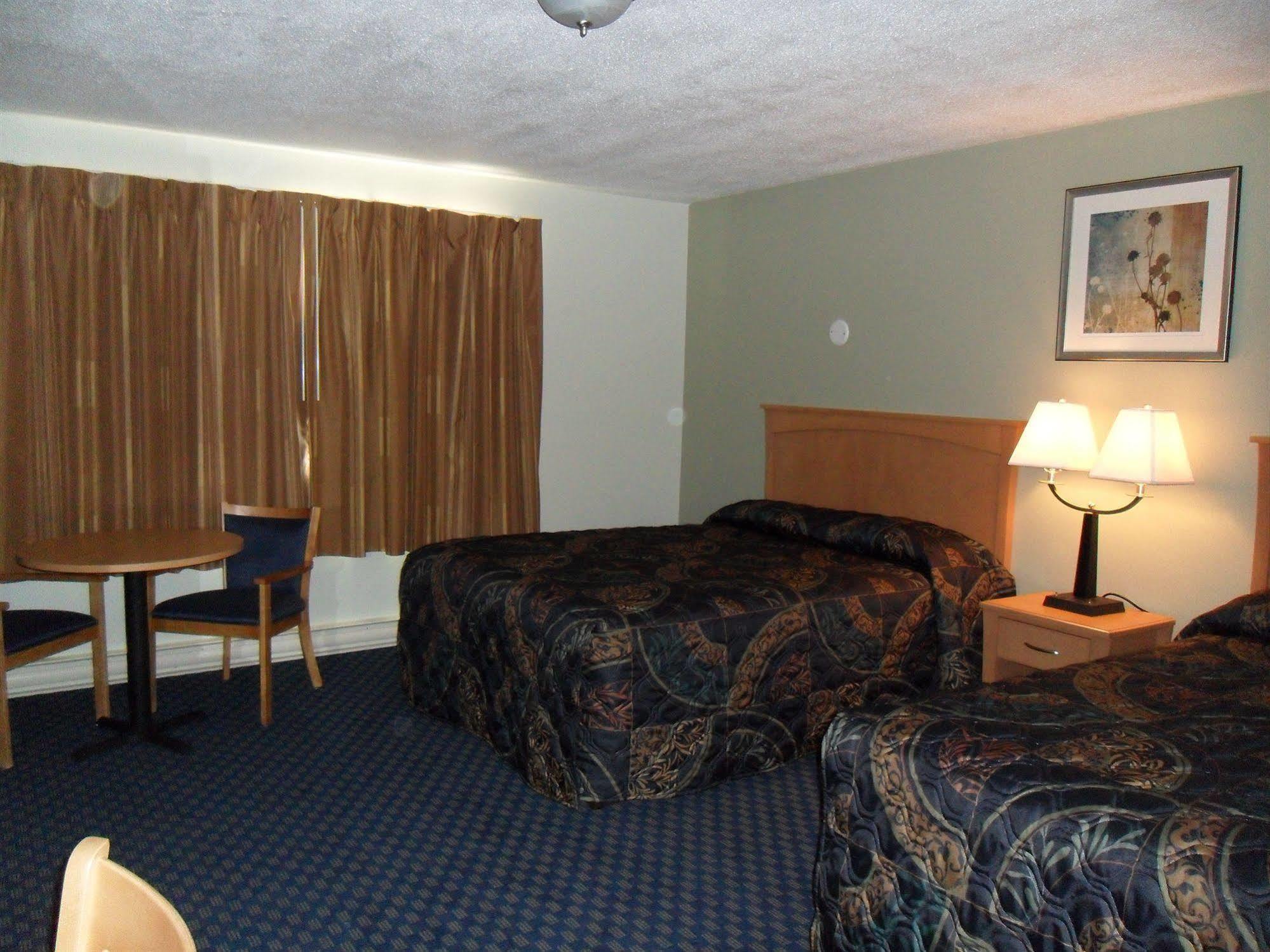 Westway Inn Motel Neepawa Luaran gambar