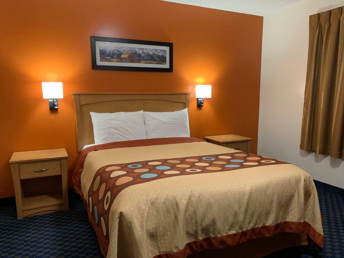 Westway Inn Motel Neepawa Luaran gambar