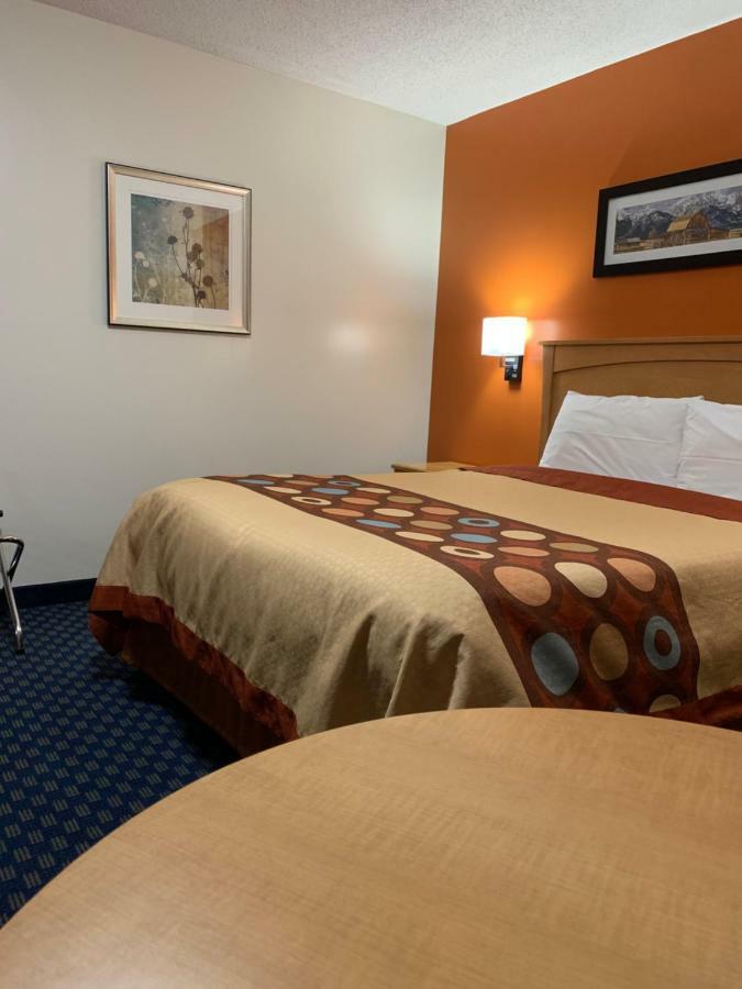 Westway Inn Motel Neepawa Luaran gambar